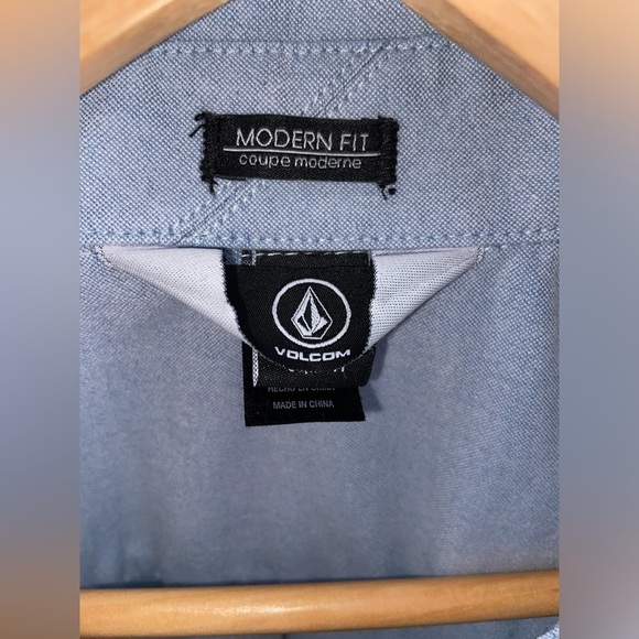 2/49$ Men’s Volcom blue OXFORD STRETCH long sleeves SHIRT size medium - Picture 6 of 16